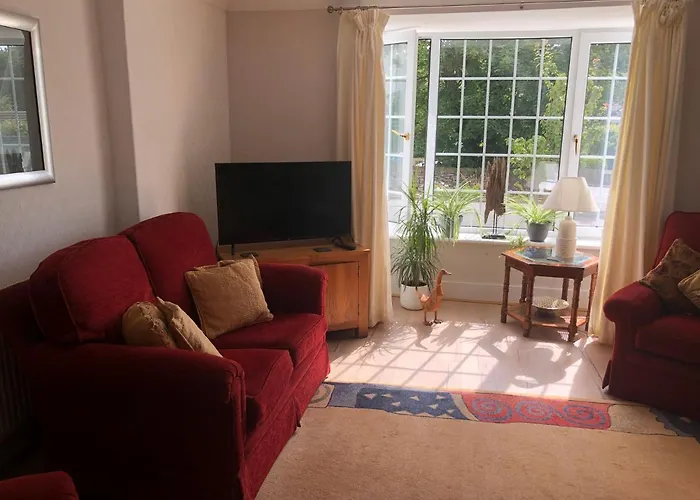 Carbis Bay Luxury Ground Floor Flat Close To Beach
