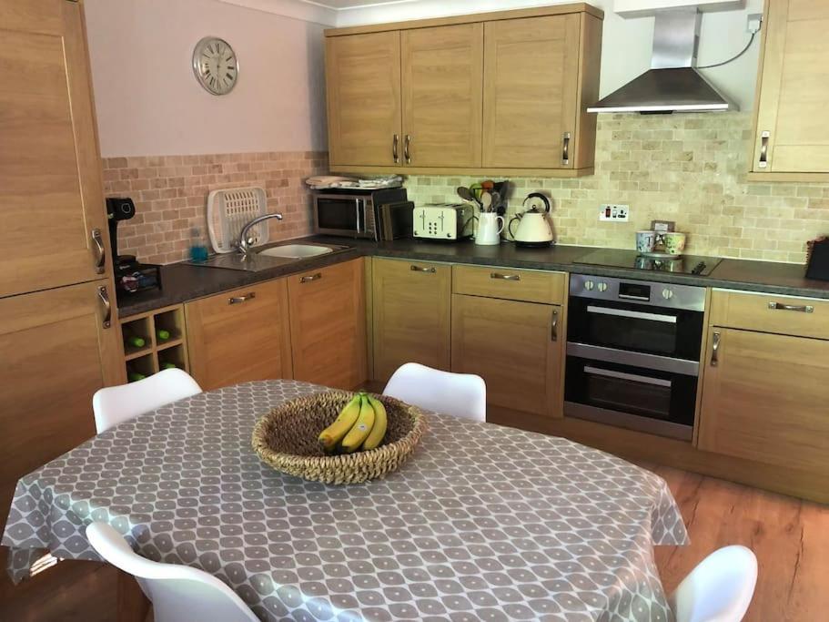 Luxury Ground Floor Flat Close To Apartment Carbis Bay
