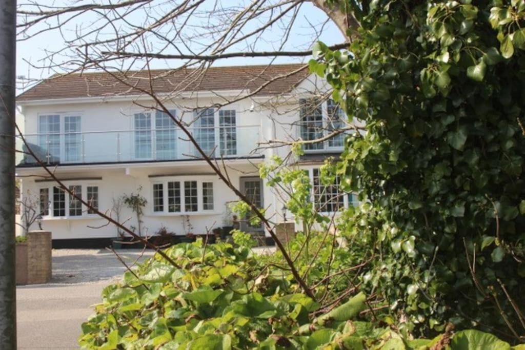 Apartment Luxury Ground Floor Flat Close To